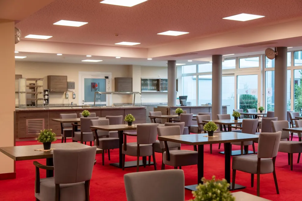 Blick ins leere Restaurant Blick ins leere Restaurant